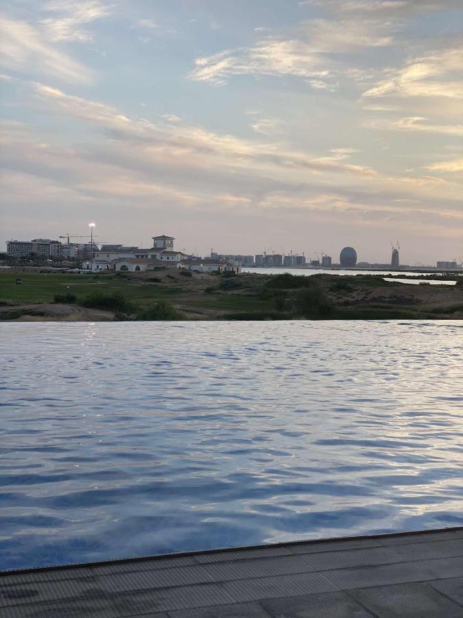 Yas Island Apartment Abu Dhabi Bagian luar foto